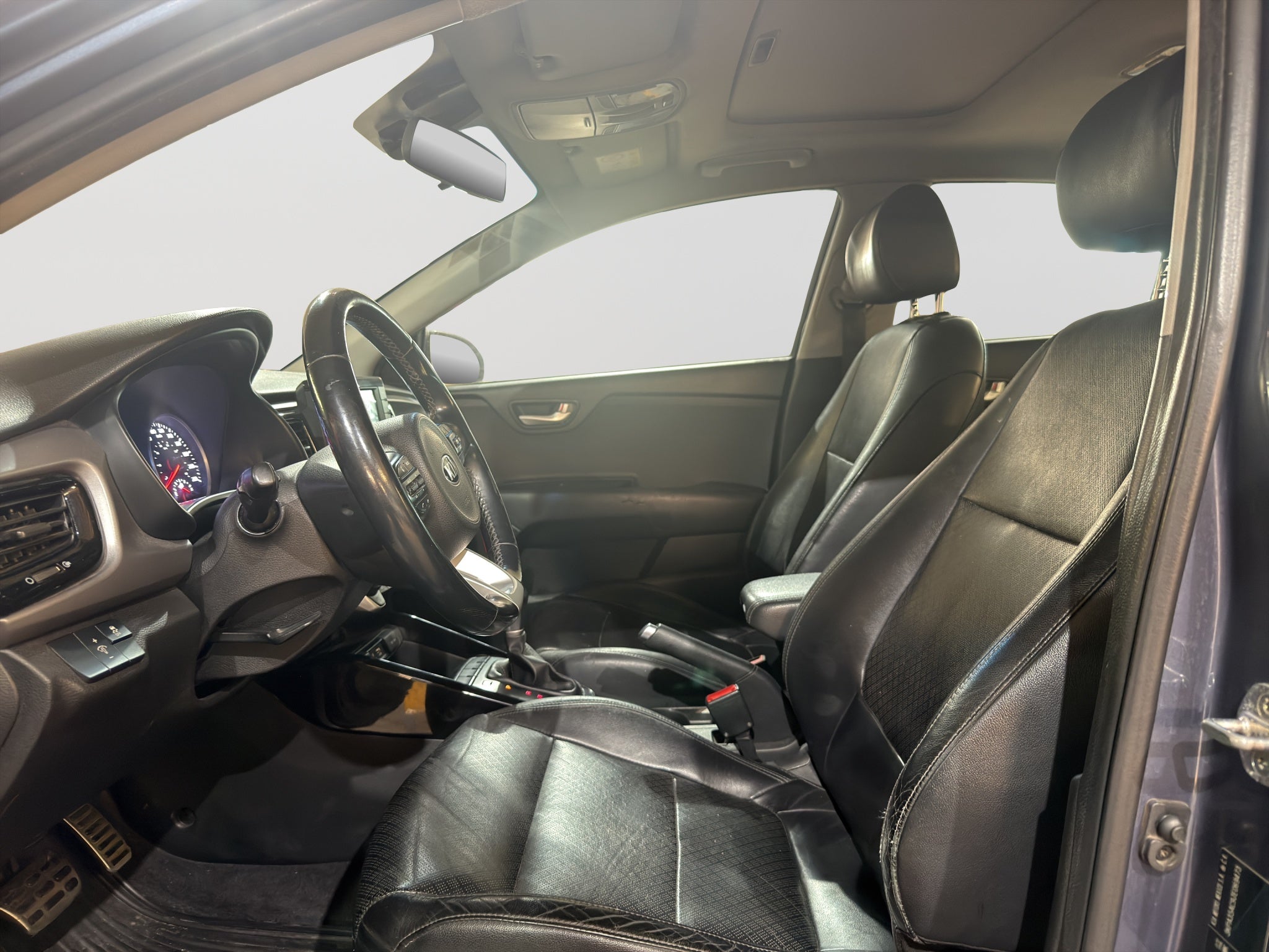 2018 Kia RIO 5 PTS HB EX TM6 VE QC F NIEBLA RA-15
