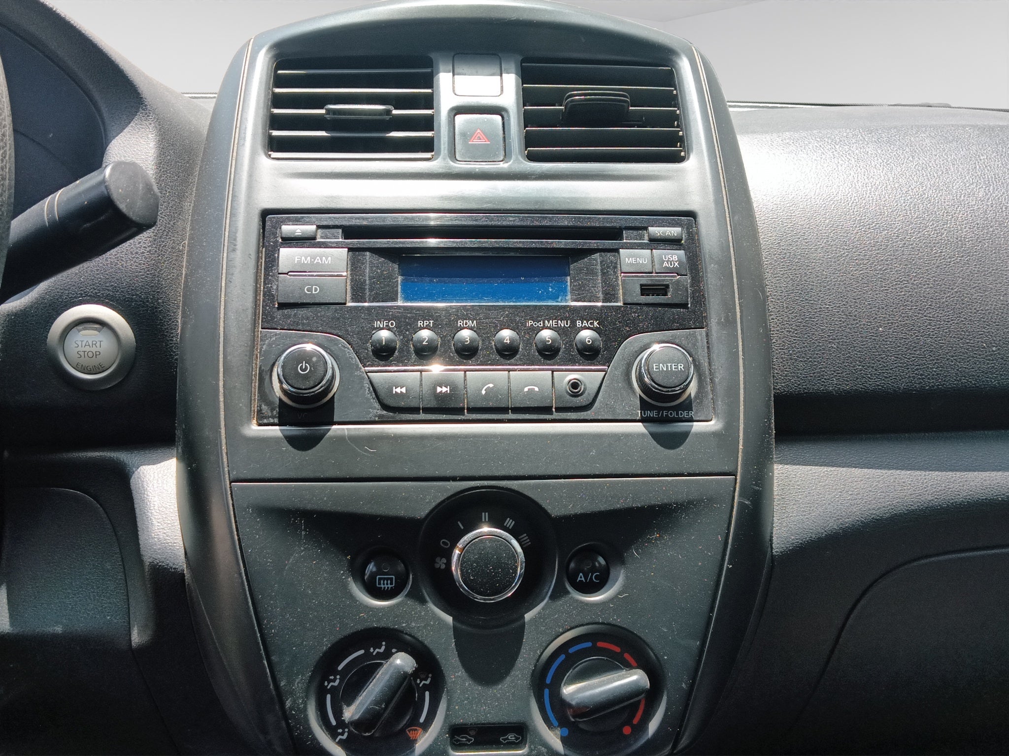 2017 Nissan VERSA 4 PTS SENSE TM5 AAC VE