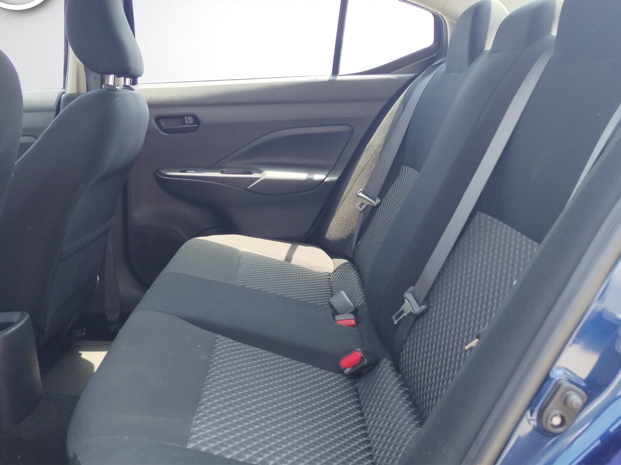 2024 Nissan VERSA 4P SENSE L41.6 AUT