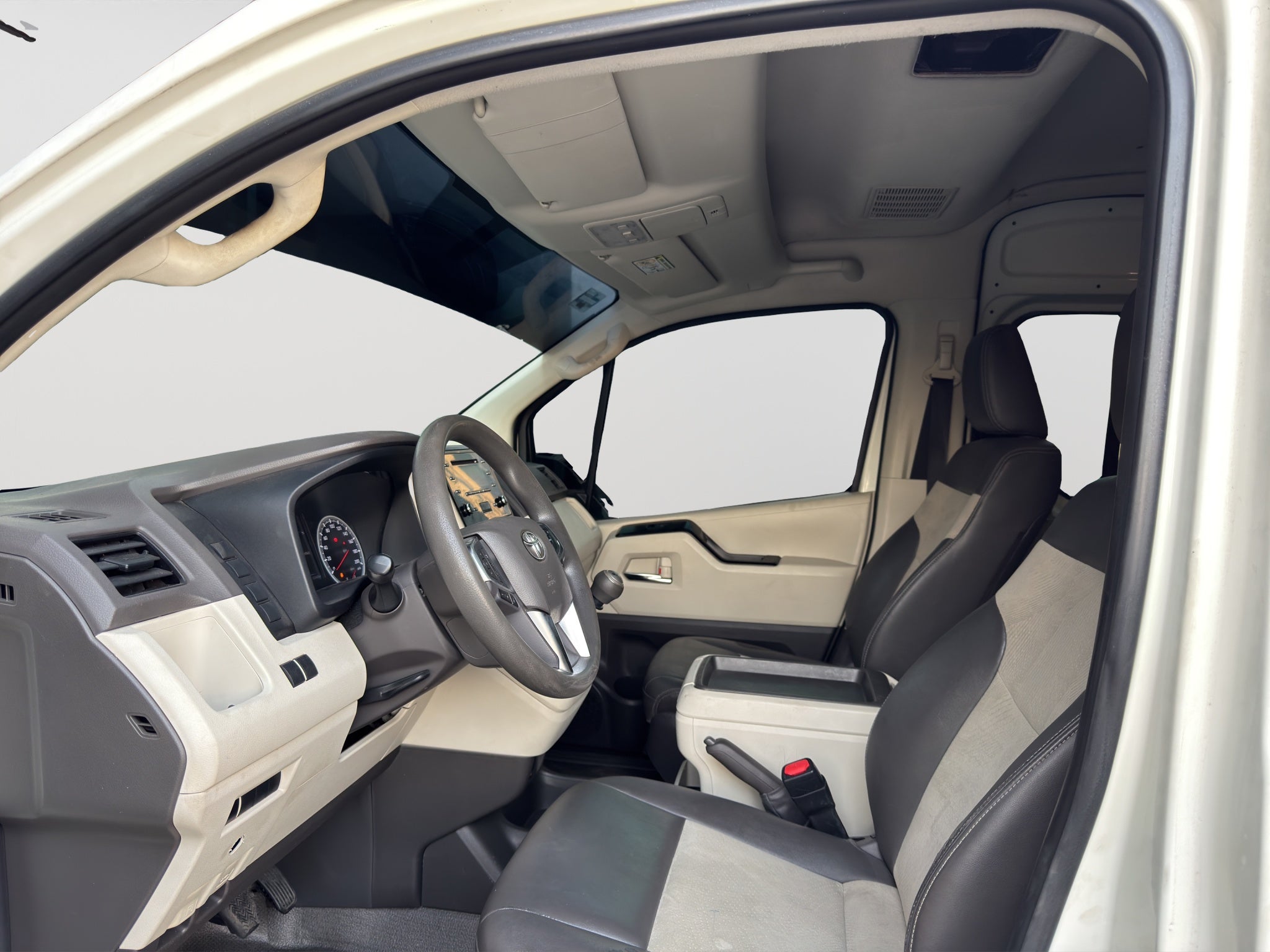 2021 Toyota HIACE 4 PTS GL TM5 12 PAS