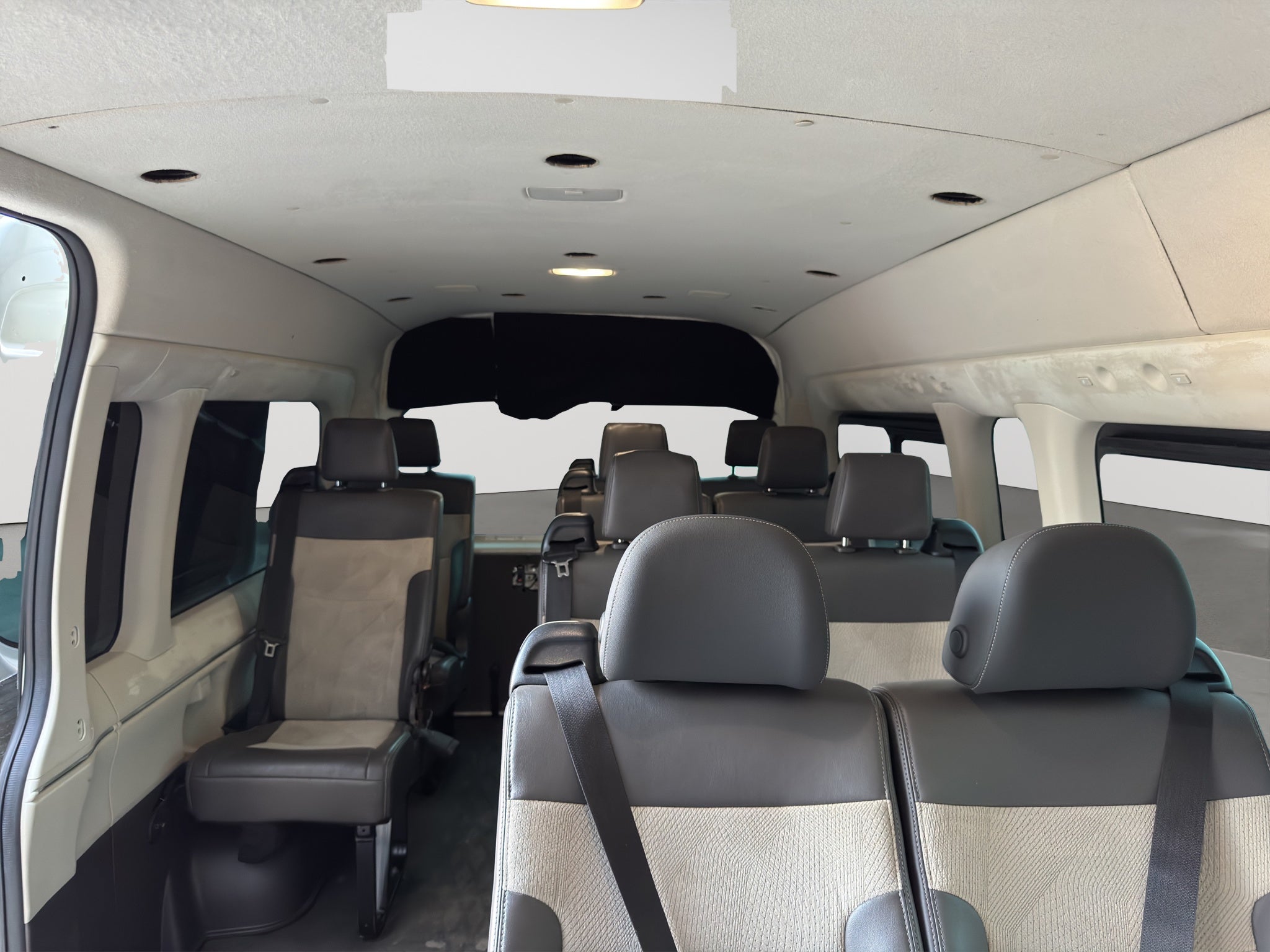 2021 Toyota HIACE 4 PTS GL TM5 12 PAS