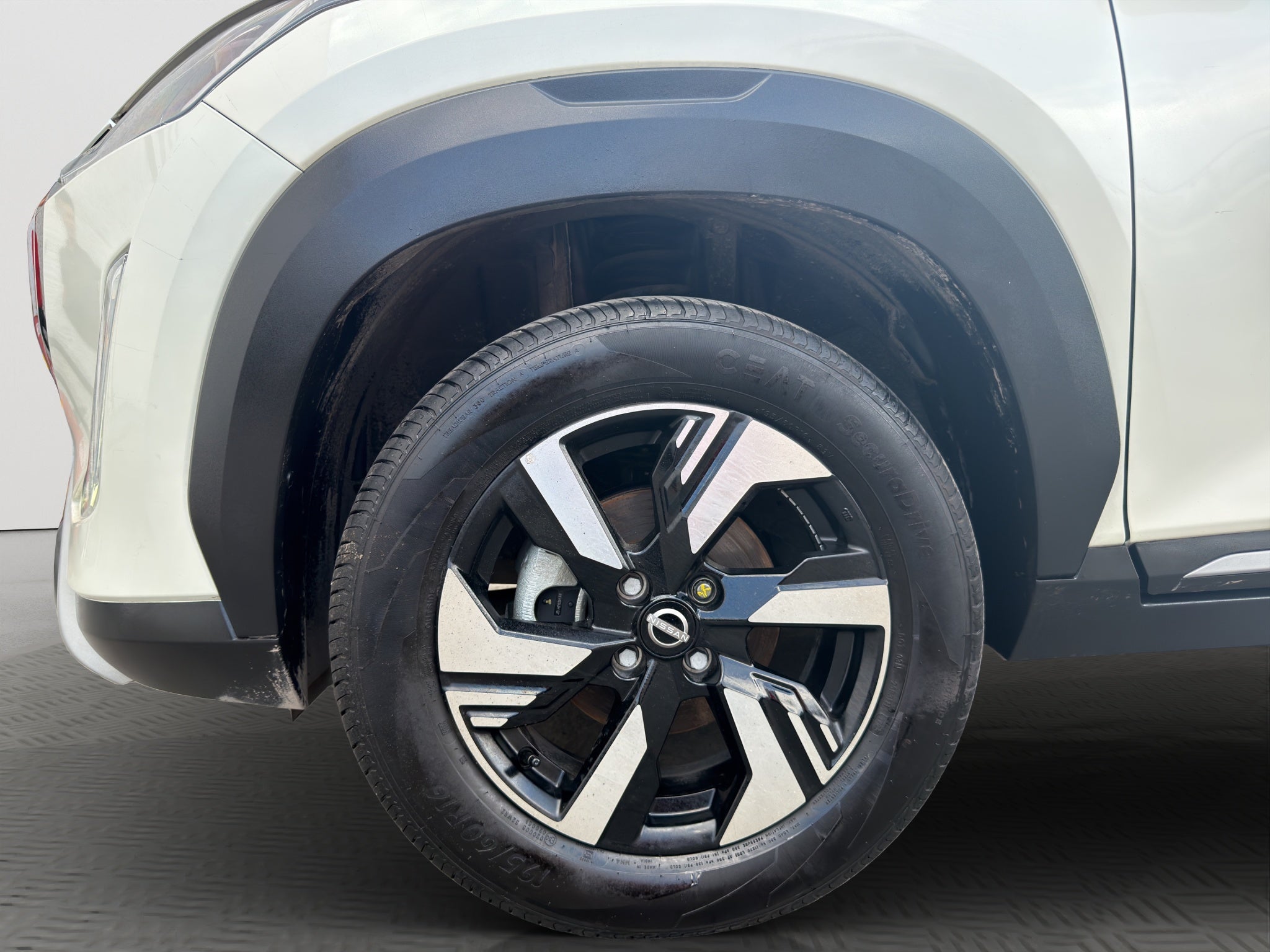 2025 Nissan MAGNITE 5 PUERTAS EXCLUSIVE 1.0 LTS CVT T