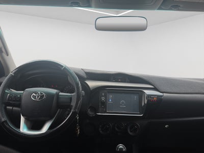 2024 Toyota HILUX 4P DOBLE CABINA SR L42.7 MAN