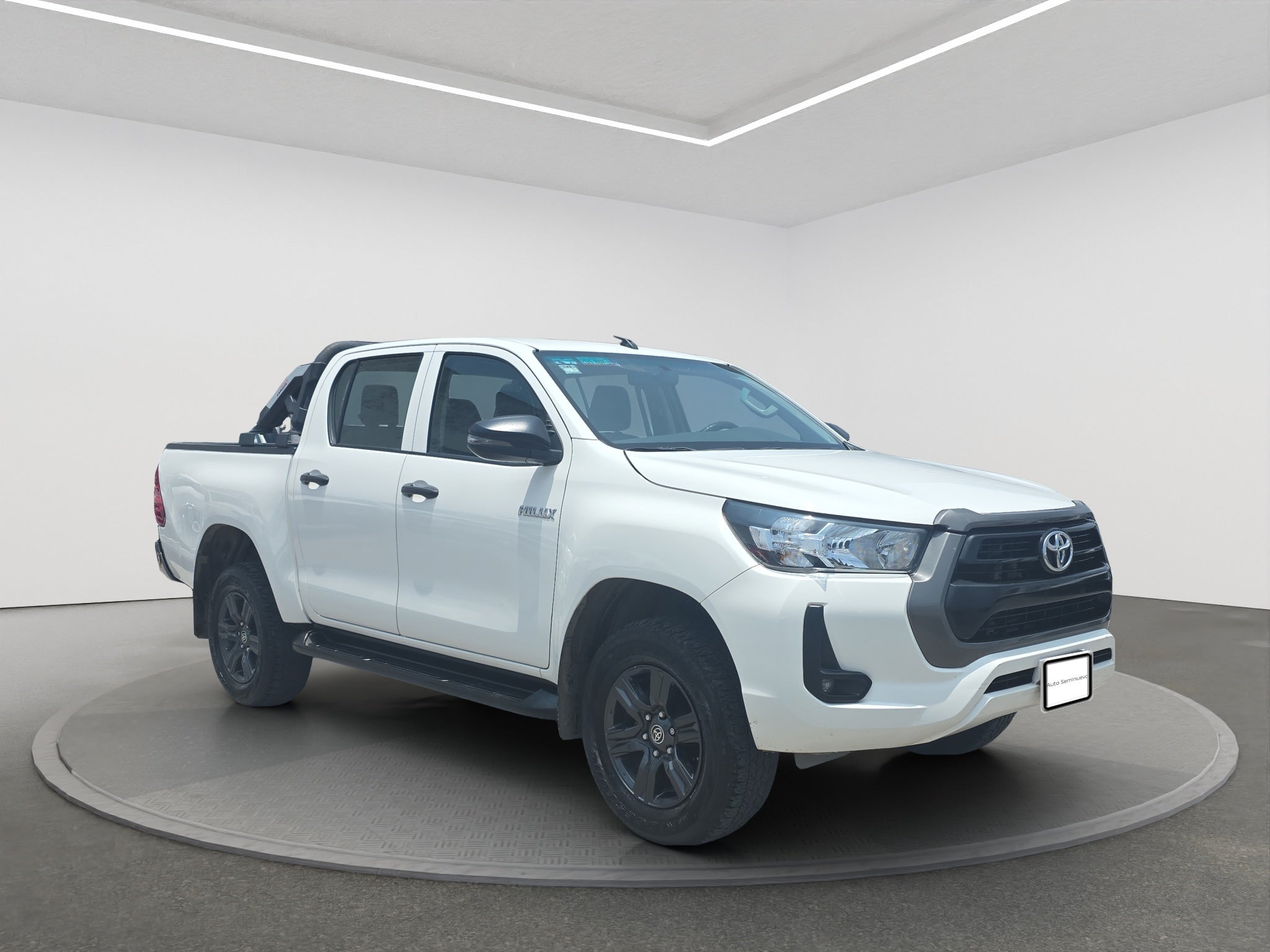 2024 Toyota HILUX 4P DOBLE CABINA SR L42.7 MAN