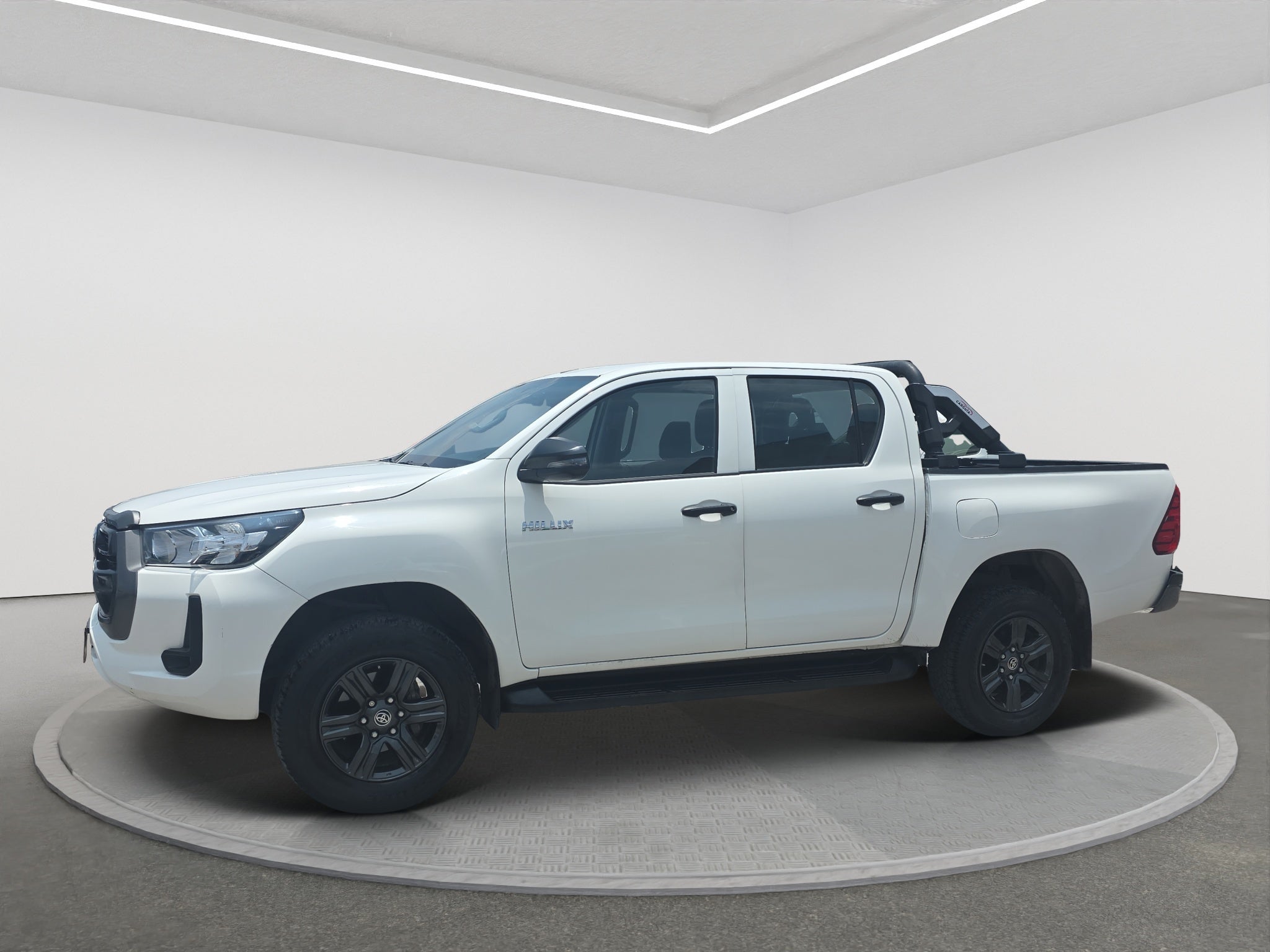 2024 Toyota HILUX 4P DOBLE CABINA SR L42.7 MAN