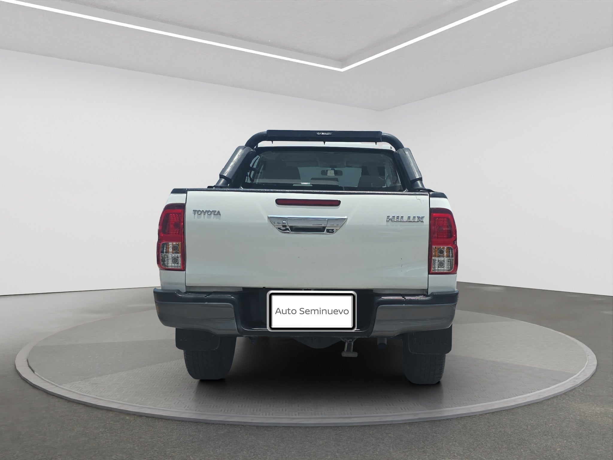 2024 Toyota HILUX 4P DOBLE CABINA SR L42.7 MAN