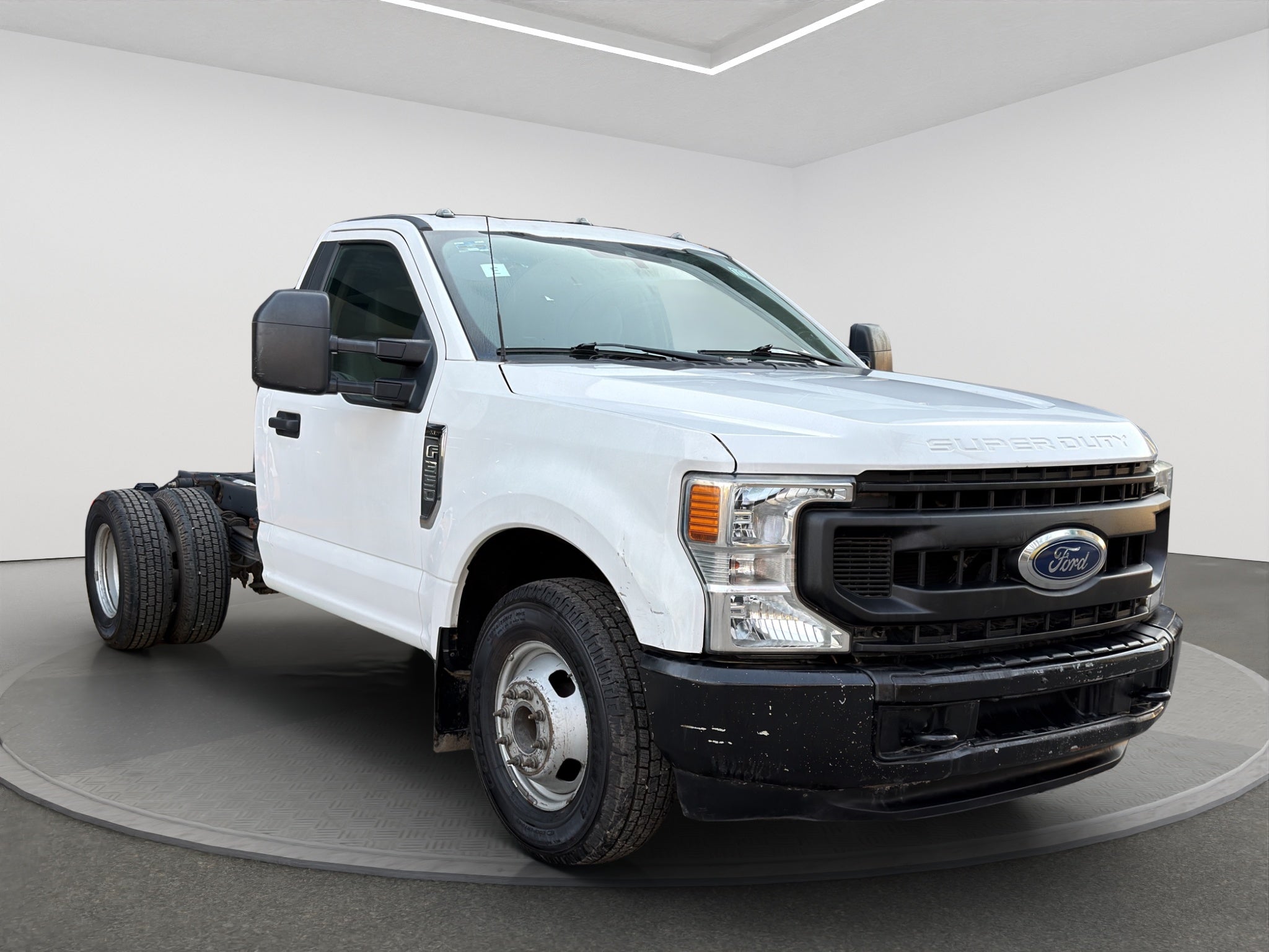 2020 Ford F-350 2 PTS F-350 XL CHASIS CABINA 62L V8 TM5 Y TA AAC
