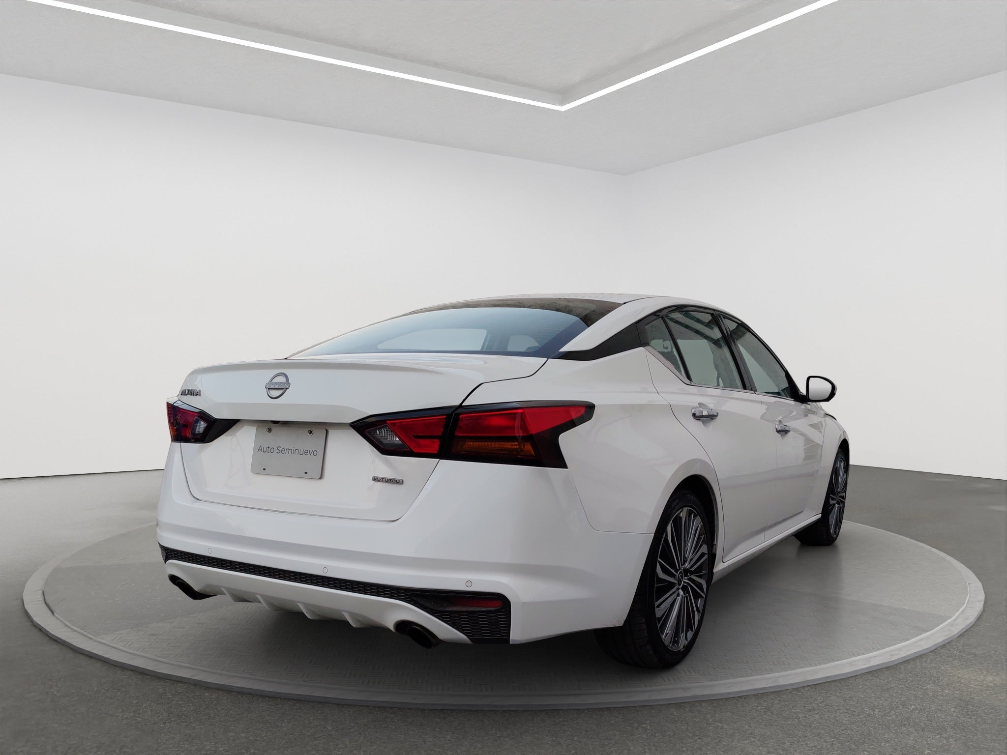 2023 Nissan ALTIMA 4P EXCLUSIVE L42.0T AUT