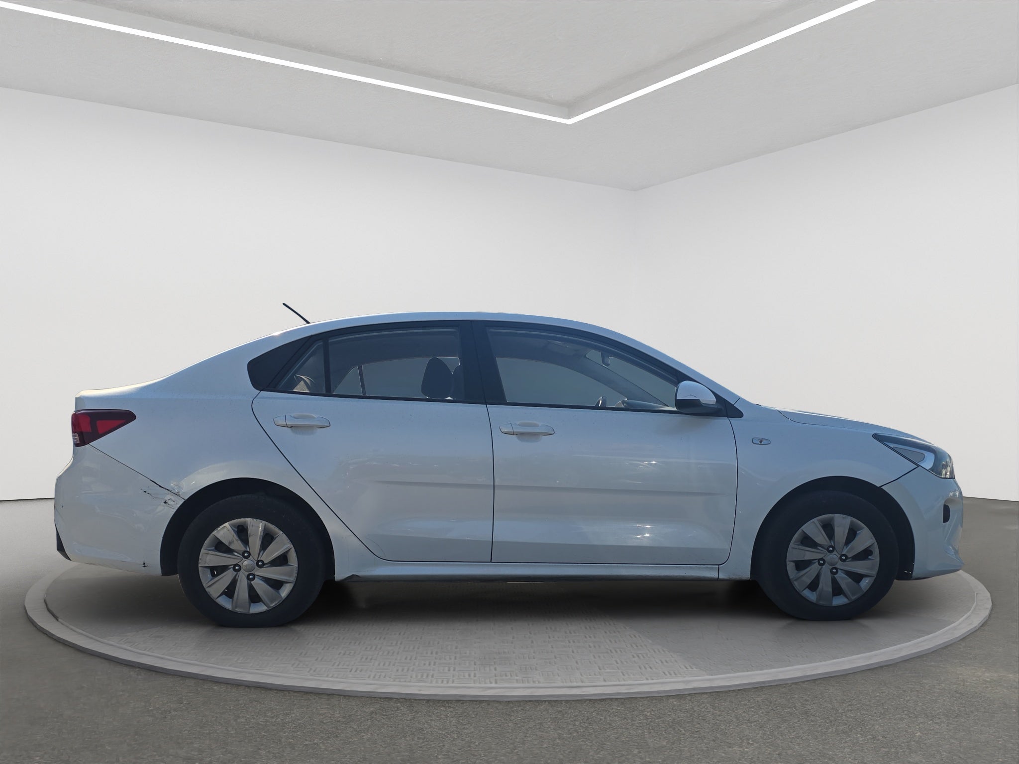 2020 Kia RIO 4 PTS L TA VE DEL R-15