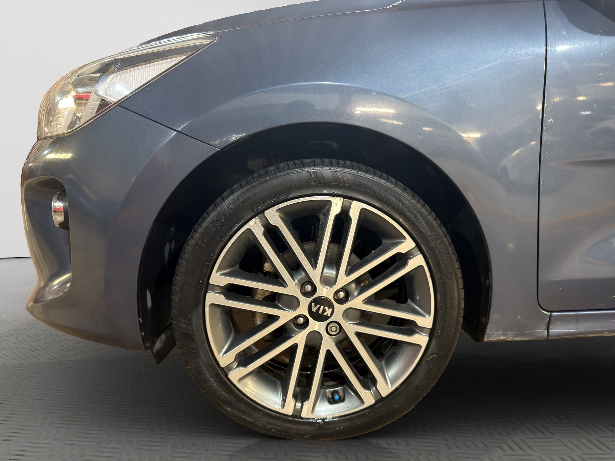 2018 Kia RIO 5 PTS HB EX TM6 VE QC F NIEBLA RA-15
