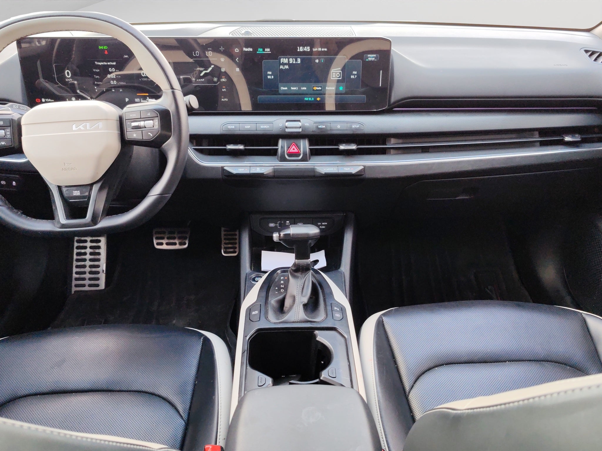 2025 Kia K4 4P GT LINE L42.0 AUT