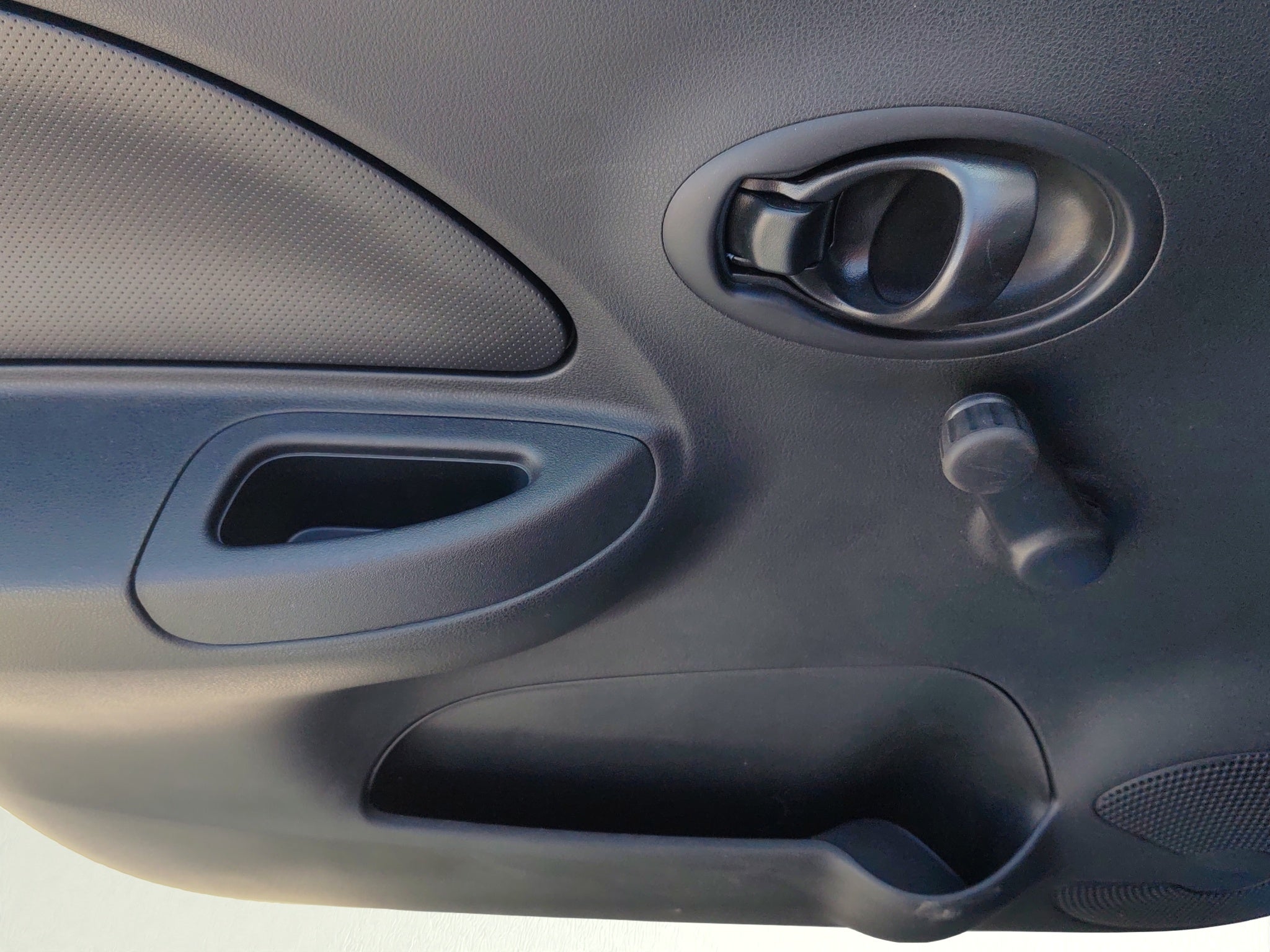 2025 Nissan MARCH 5P SENSE L41.6 AUT