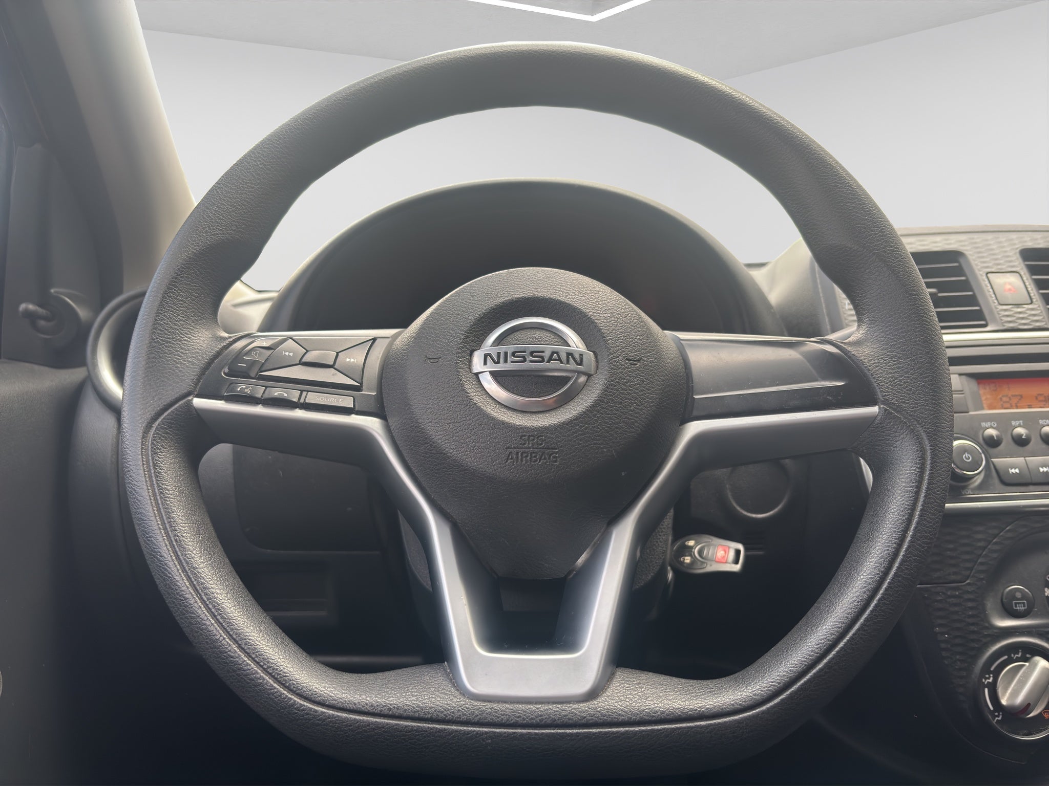 2021 Nissan MARCH 5 PTS HB SENSE TM5 AAC R-14