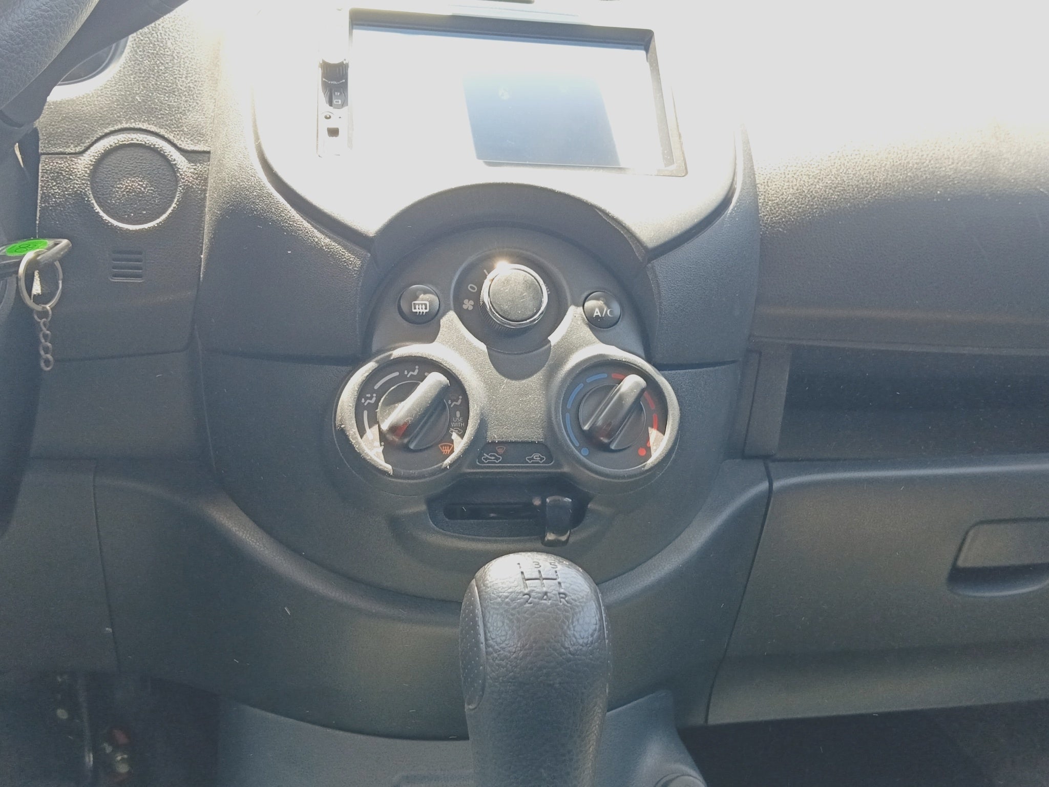 2020 Nissan V-DRIVE 4 PTS BASE TM5 R-15