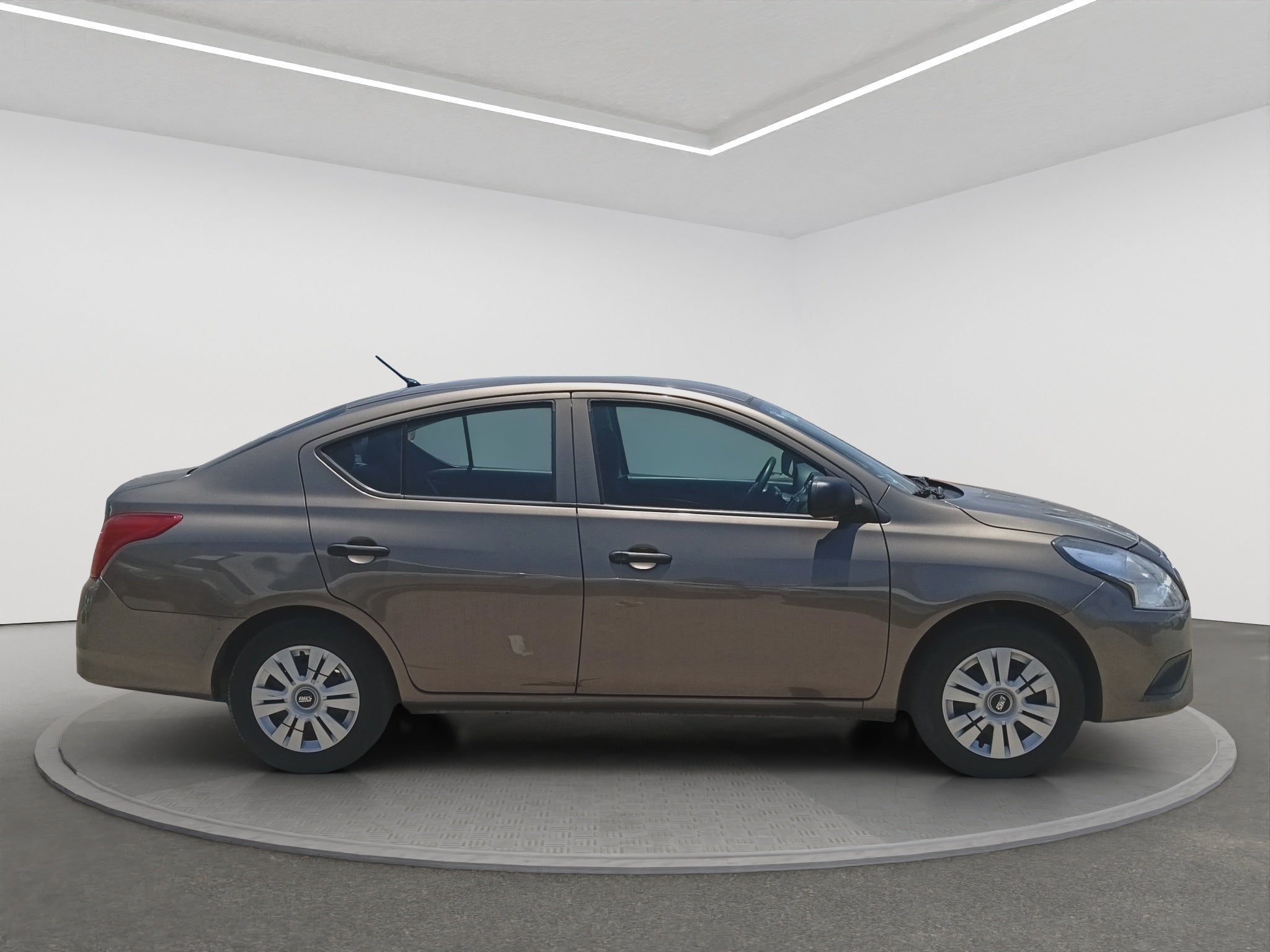 2020 Nissan V-DRIVE 4 PTS BASE TM5 R-15