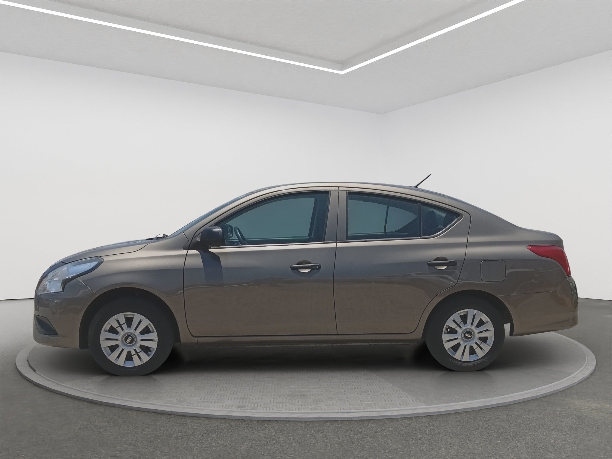 2020 Nissan V-DRIVE 4 PTS BASE TM5 R-15