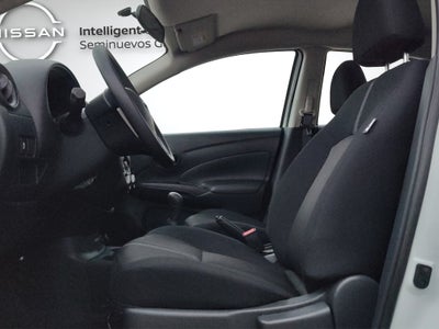 2025 Nissan V-DRIVE 4 PUERTAS TM AC AUDIO