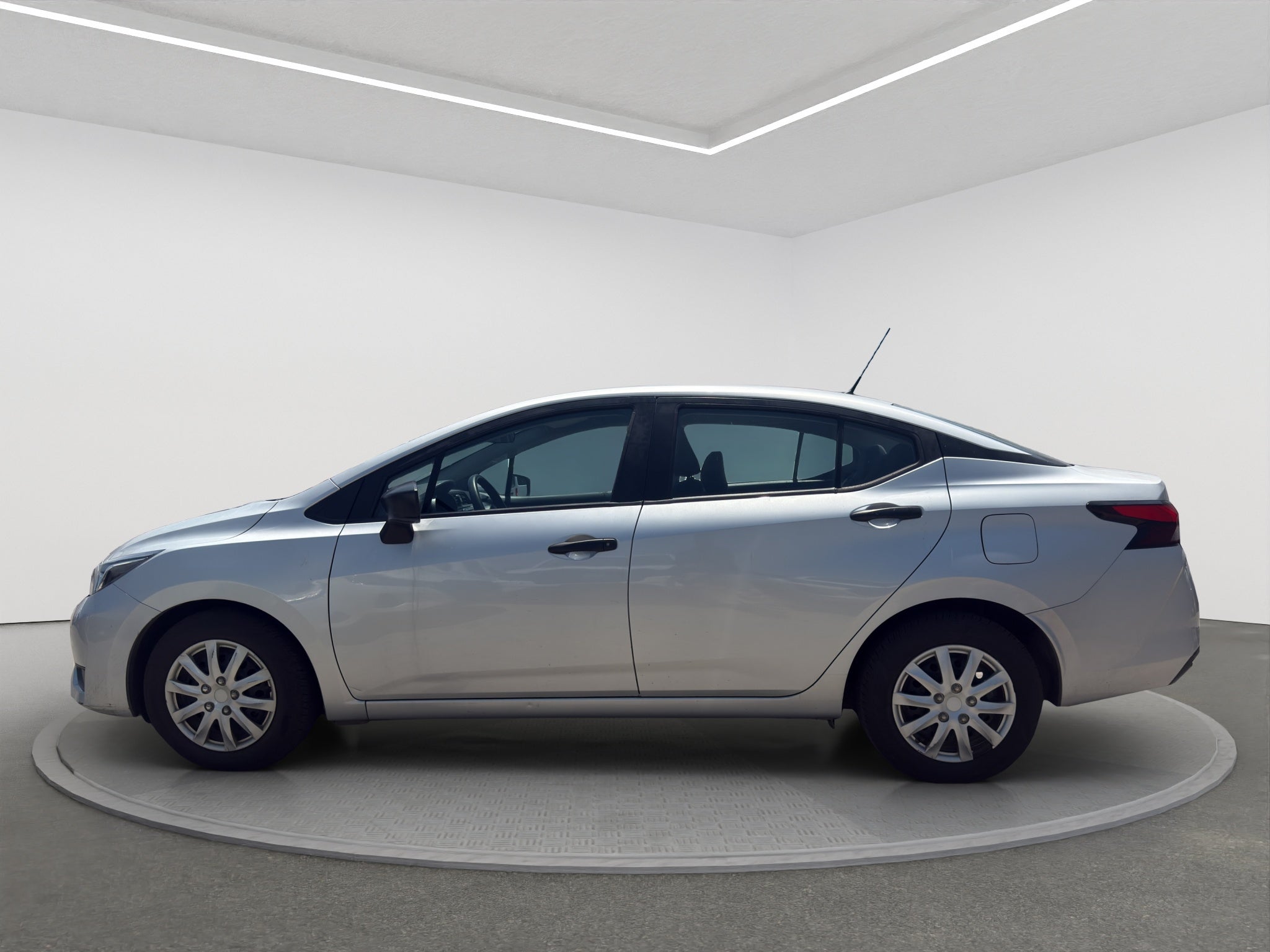2024 Nissan VERSA 4P SENSE L41.6 AUT