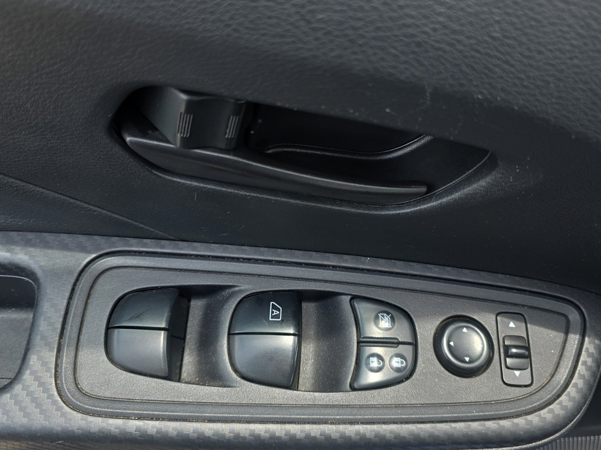 2023 Nissan VERSA 4P SENSE L41.6 AUT