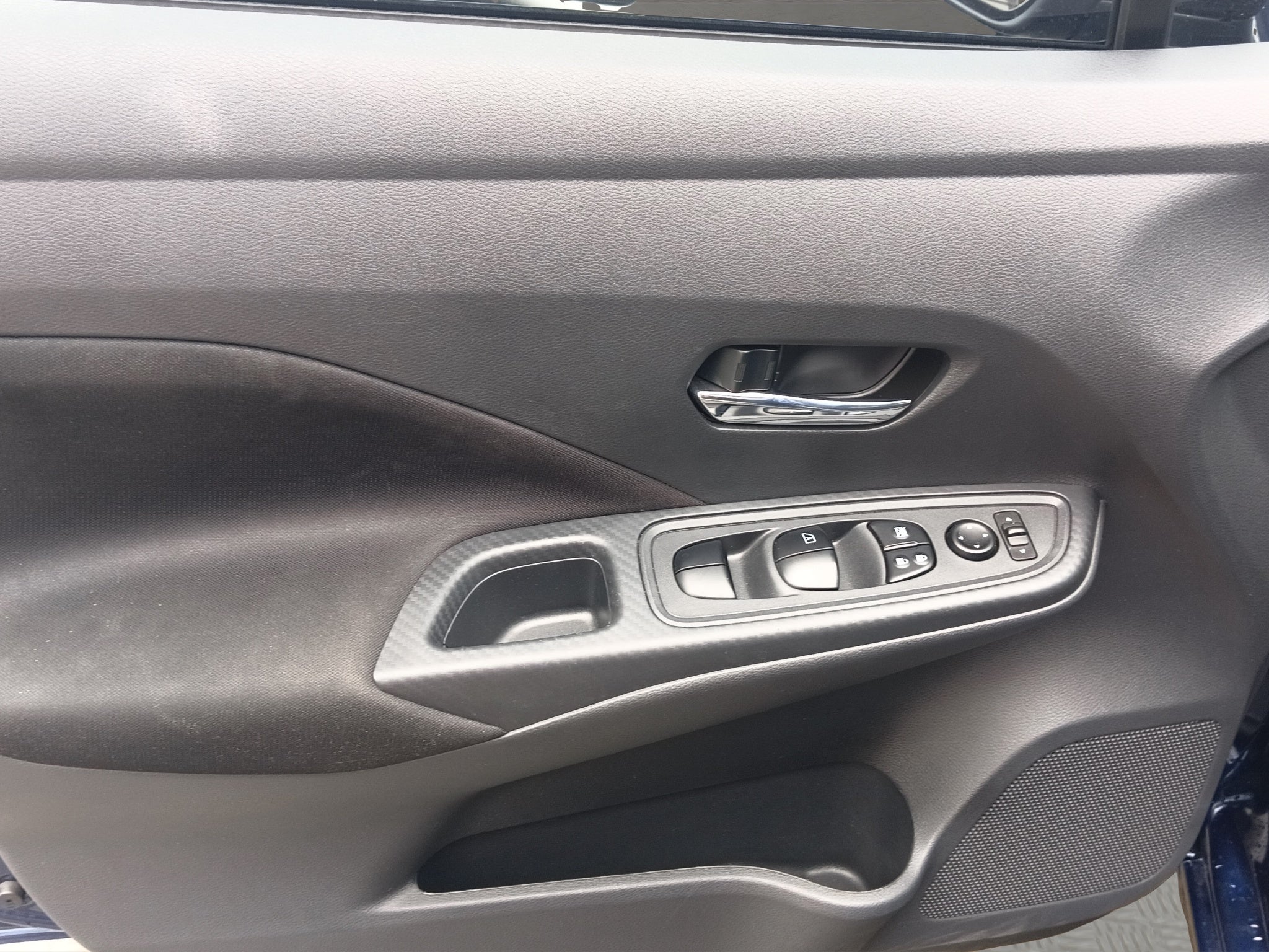 2025 Nissan VERSA 4P ADVANCE L41.6 MAN