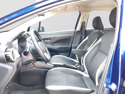 2021 Nissan VERSA 4 PTS ADVANCE AAC VE F NIEBLA RA-16CVT