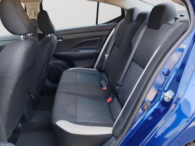 2021 Nissan VERSA 4 PTS ADVANCE AAC VE F NIEBLA RA-16CVT