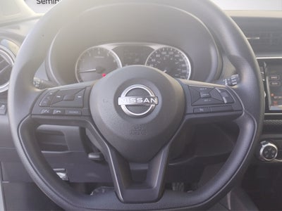 2024 Nissan KICKS PLAY ADVANCE CVT