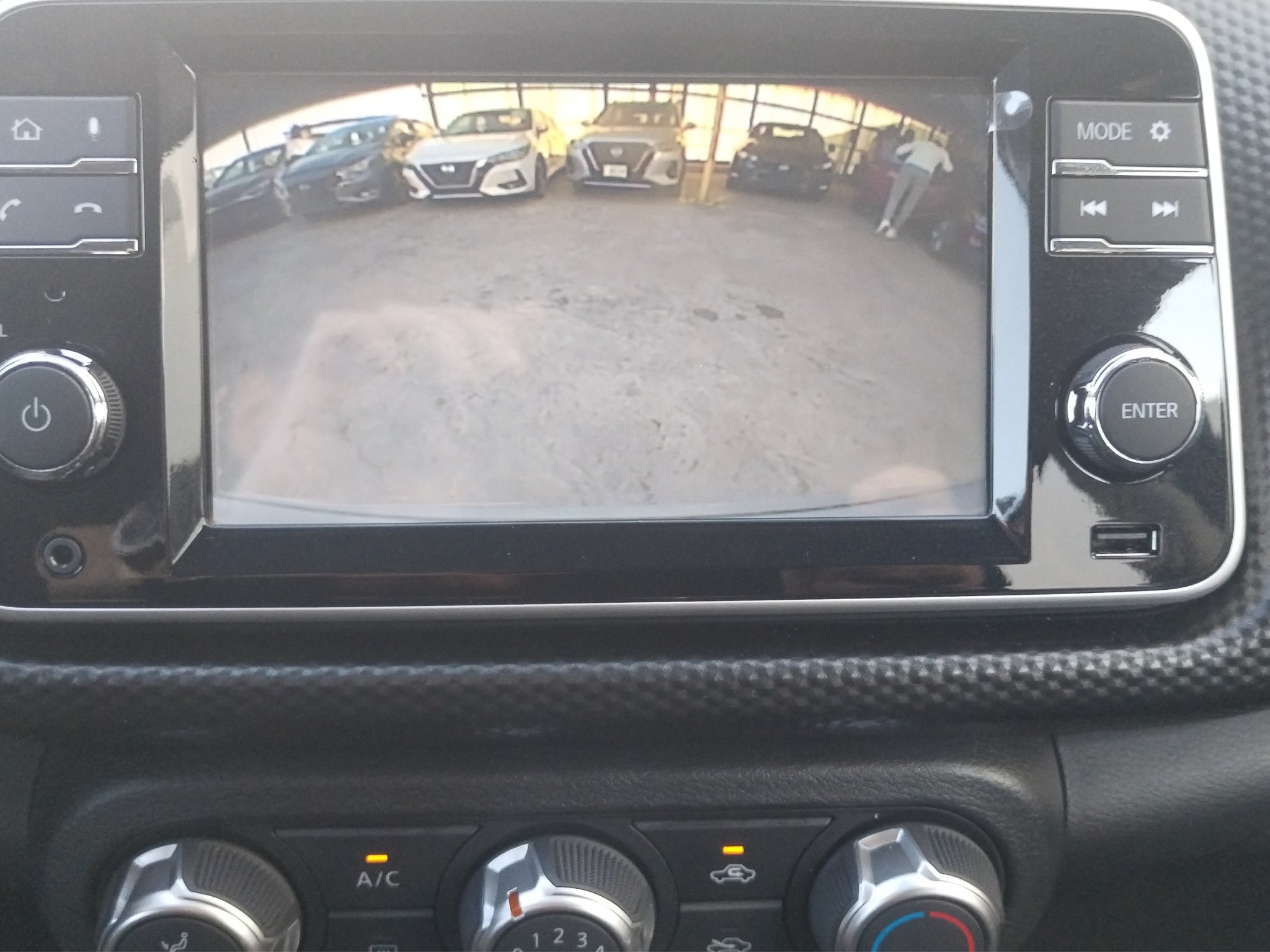2024 Nissan KICKS PLAY ADVANCE CVT