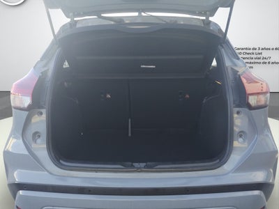2024 Nissan KICKS PLAY ADVANCE CVT