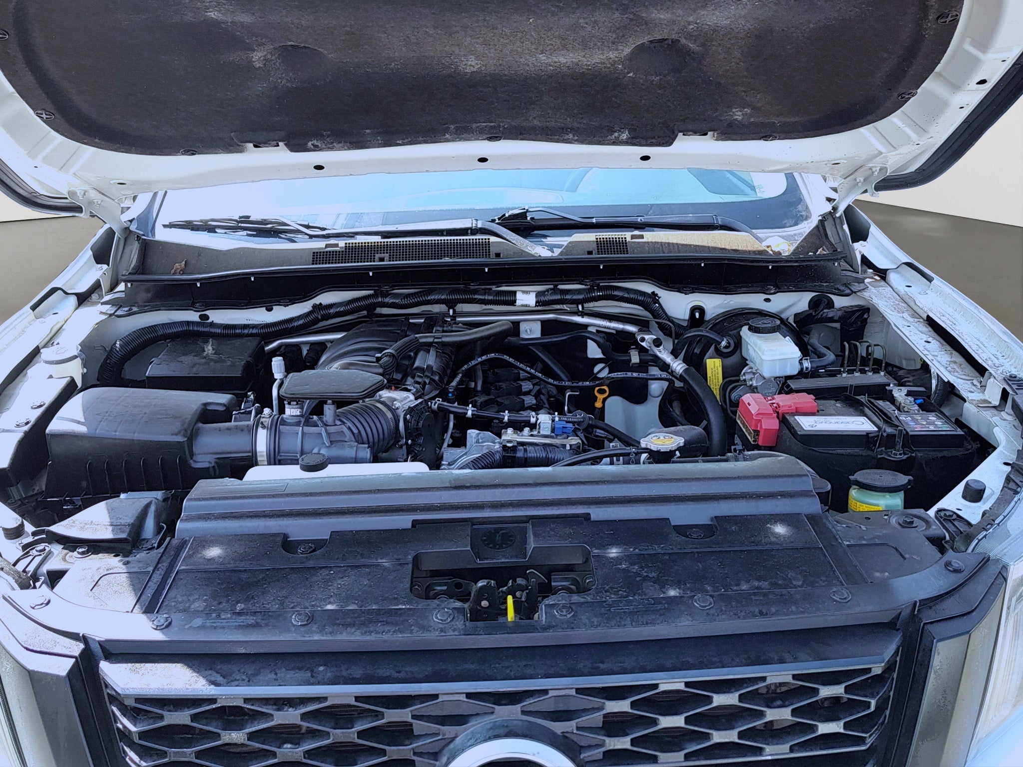 2023 Nissan NP300 FRONTIER 4 PTS SE L4 2.5L TM6 AAC VE R-16