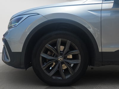 2022 Volkswagen TIGUAN 5 PTS COMFORTLINE 14T DSG PIEL CAMARA REVERSA F NIEBLA RA-17