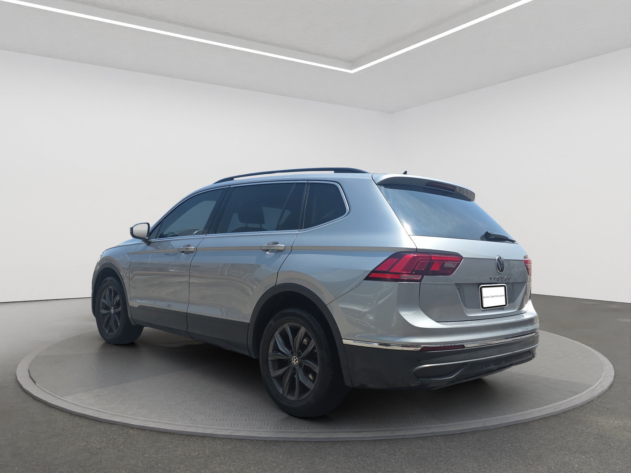 2022 Volkswagen TIGUAN 5 PTS COMFORTLINE 14T DSG PIEL CAMARA REVERSA F NIEBLA RA-17