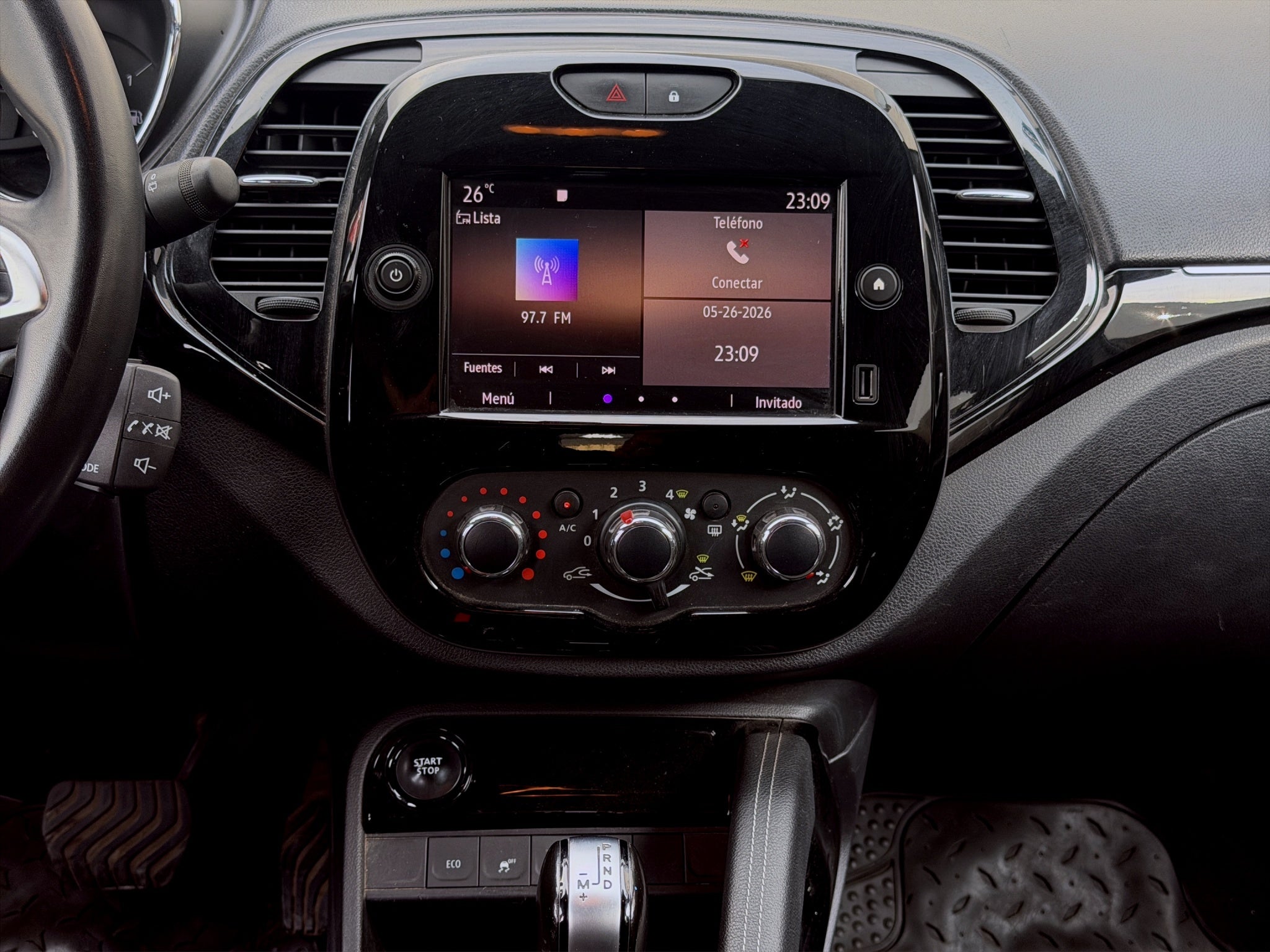 2022 RENAULT CAPTUR 5 PTS ICONIC TA PIEL GPS RA-18