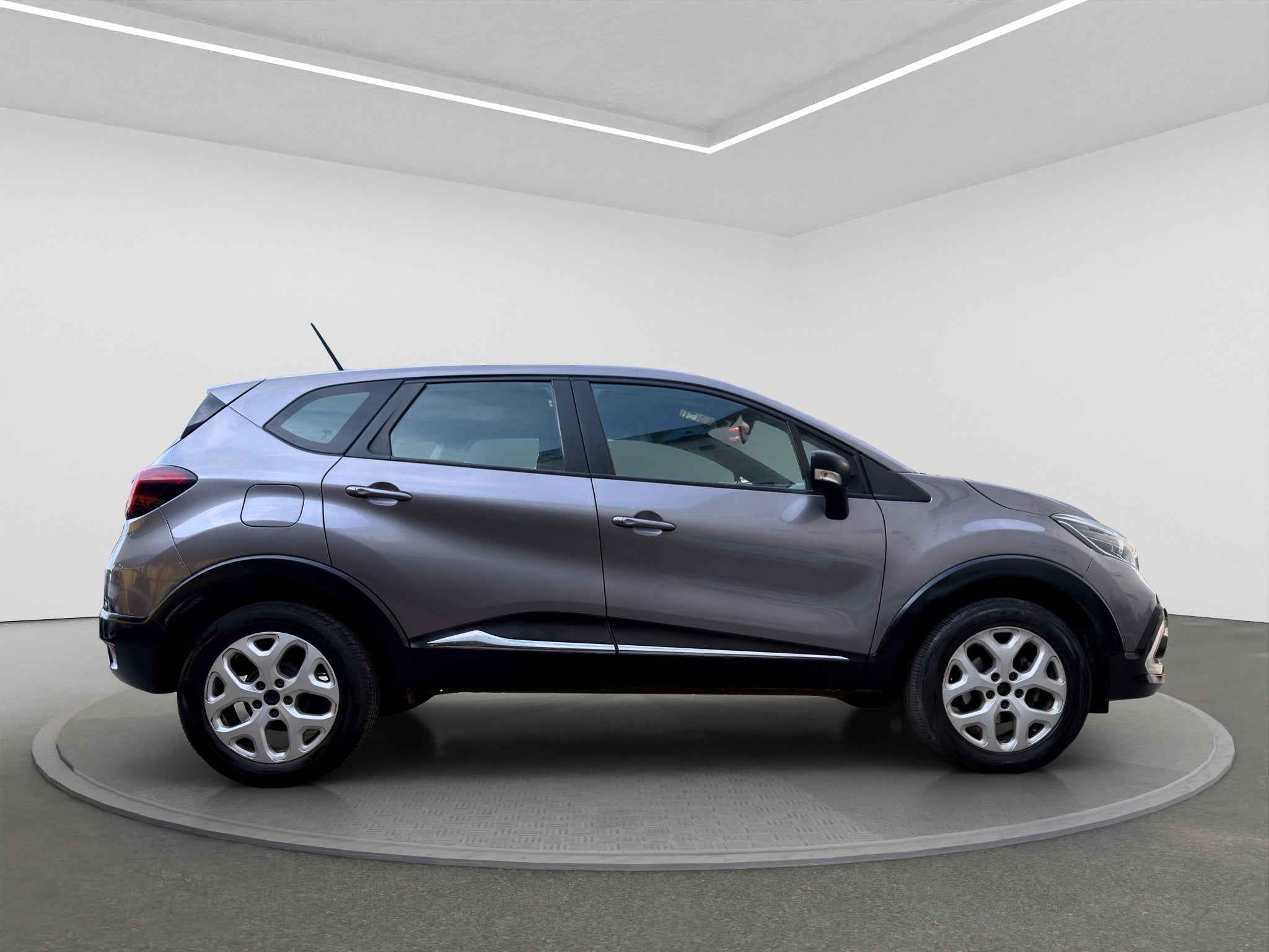 2022 RENAULT CAPTUR 5 PTS ICONIC TA PIEL GPS RA-18