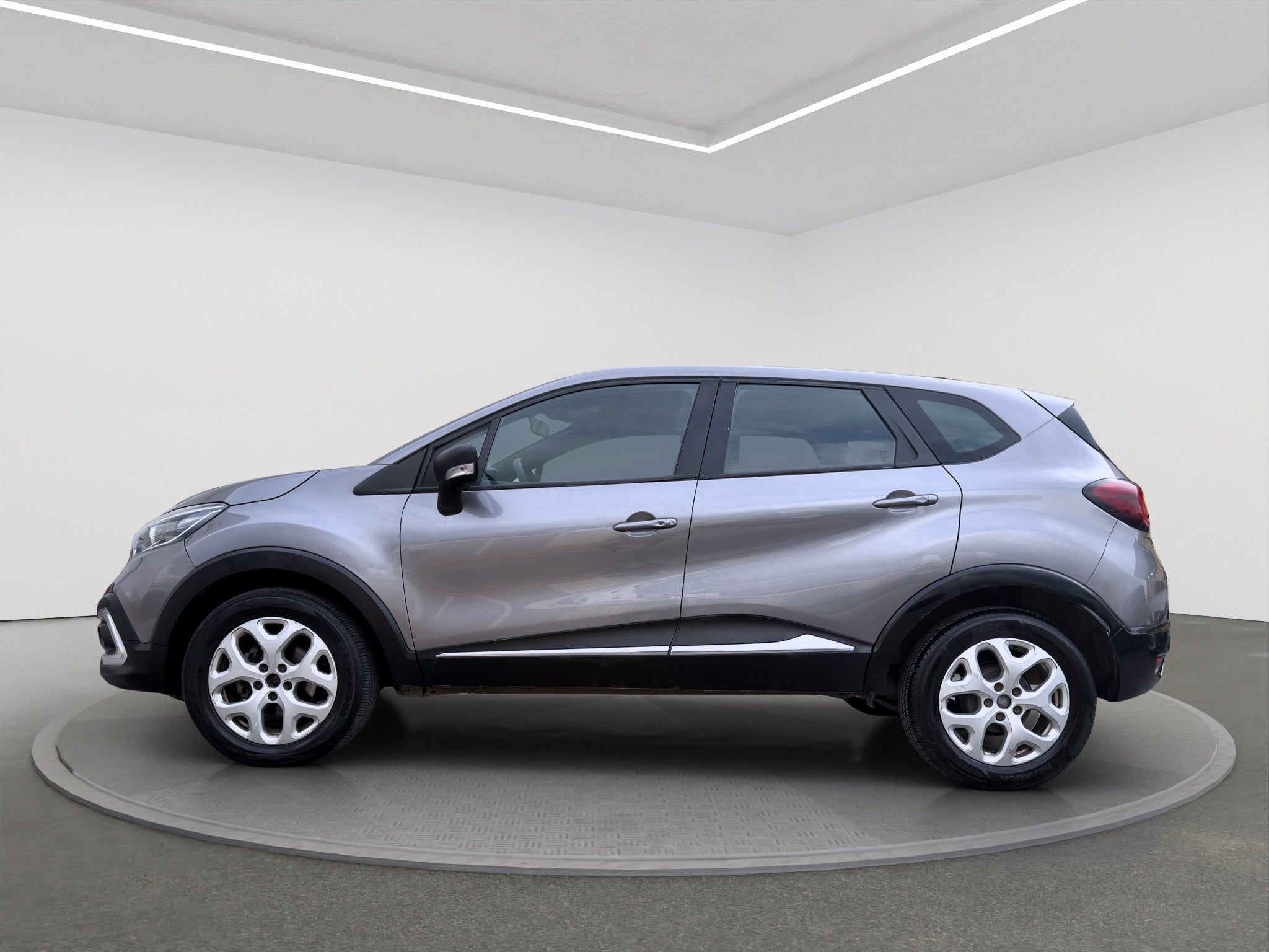 2022 RENAULT CAPTUR 5 PTS ICONIC TA PIEL GPS RA-18