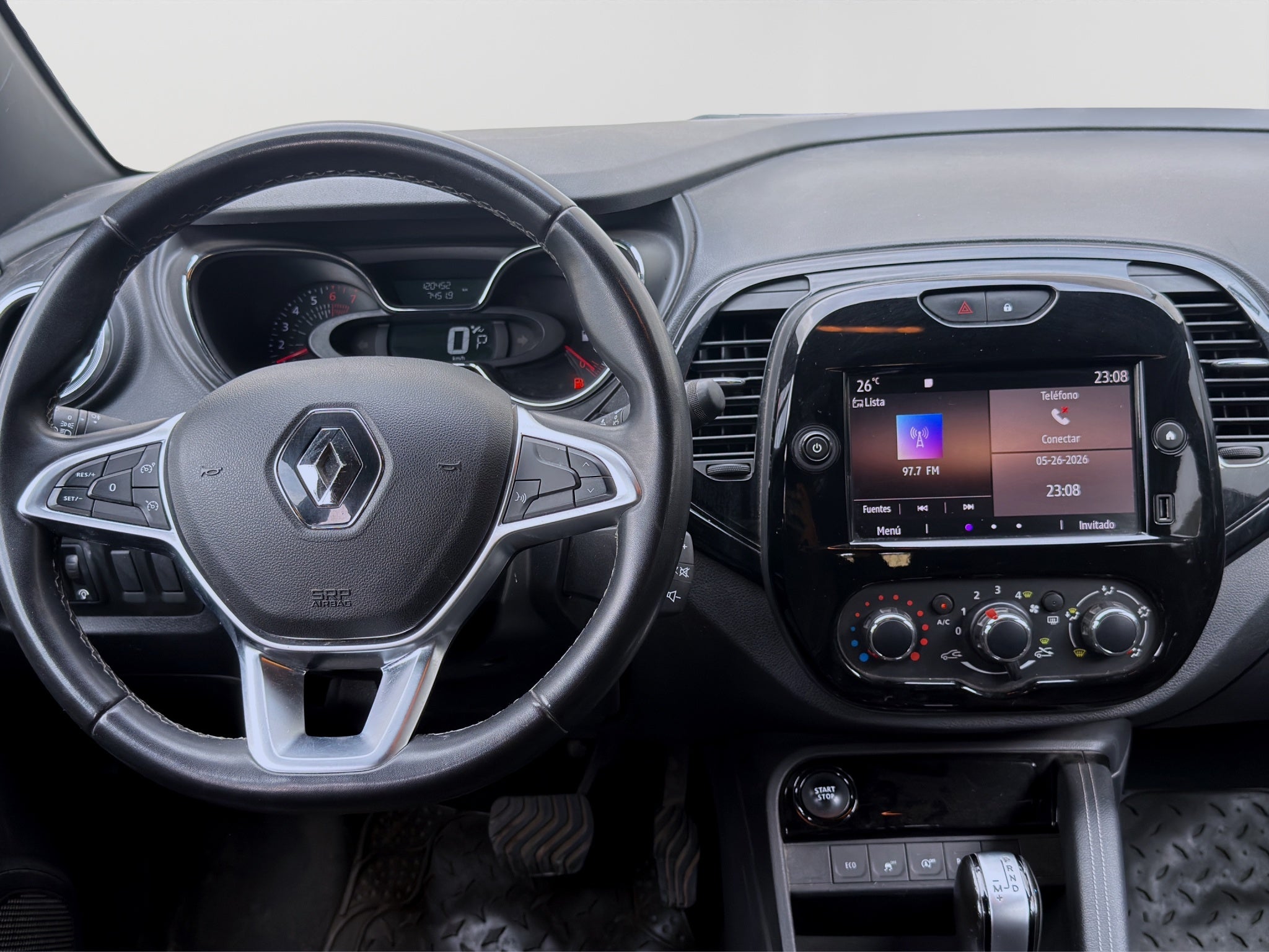 2022 RENAULT CAPTUR 5 PTS ICONIC TA PIEL GPS RA-18