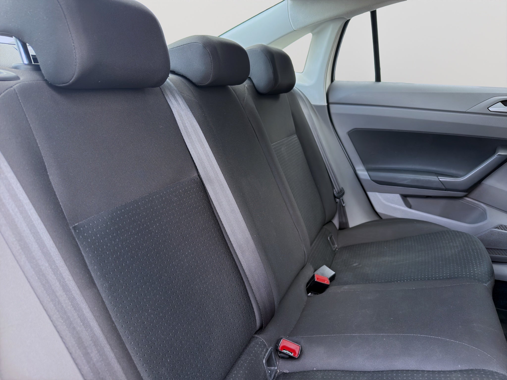 2022 Volkswagen VIRTUS 4 PTS COMFORTLINE 16L TA AAC F NIEBLA RA-16