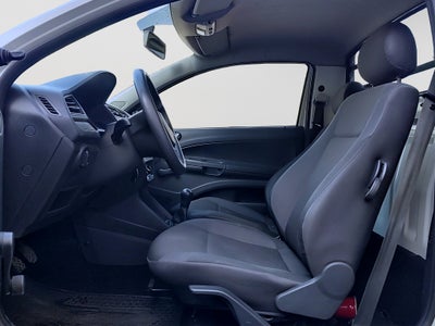 2023 Volkswagen SAVEIRO 2 PTS ROBUST CABINA SENCILLA TM5 AAC R-14