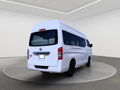 2022 Nissan URVAN 4 PTS AMPLIA TM5 AAC DESEM TRAS 15 PAS