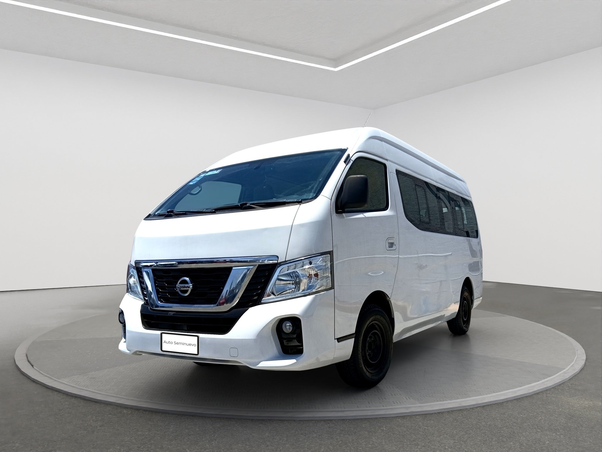 2020 Nissan URVAN 4 PTS AMPLIA TM5 AAC DESEM TRAS 15 PAS