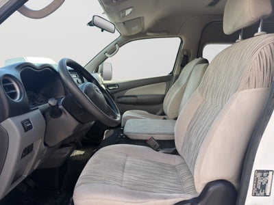 2020 Nissan URVAN 4 PTS AMPLIA TM5 AAC DESEM TRAS 15 PAS