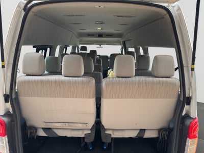 2020 Nissan URVAN 4 PTS AMPLIA TM5 AAC DESEM TRAS 15 PAS