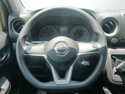 2023 Nissan URVAN 4 PTS AMPLIA TM5 AAC DESEM TRAS 14 PAS