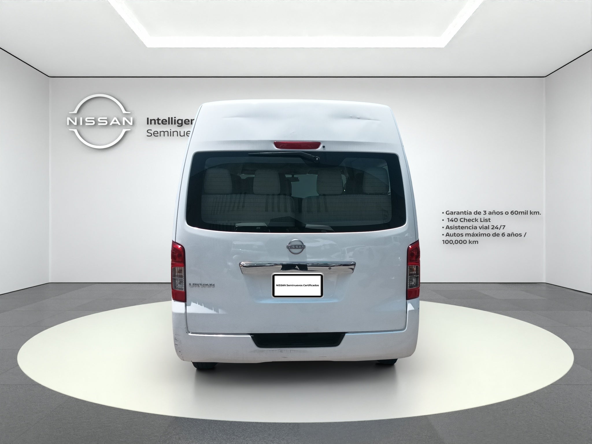2023 Nissan URVAN 4 PTS AMPLIA TM5 AAC DESEM TRAS 14 PAS
