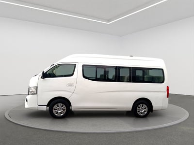 2021 Nissan URVAN 4 PTS AMPLIA TM5 AAC DESEM TRAS 15 PAS
