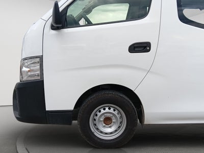 2025 Nissan URVAN 14 PAS