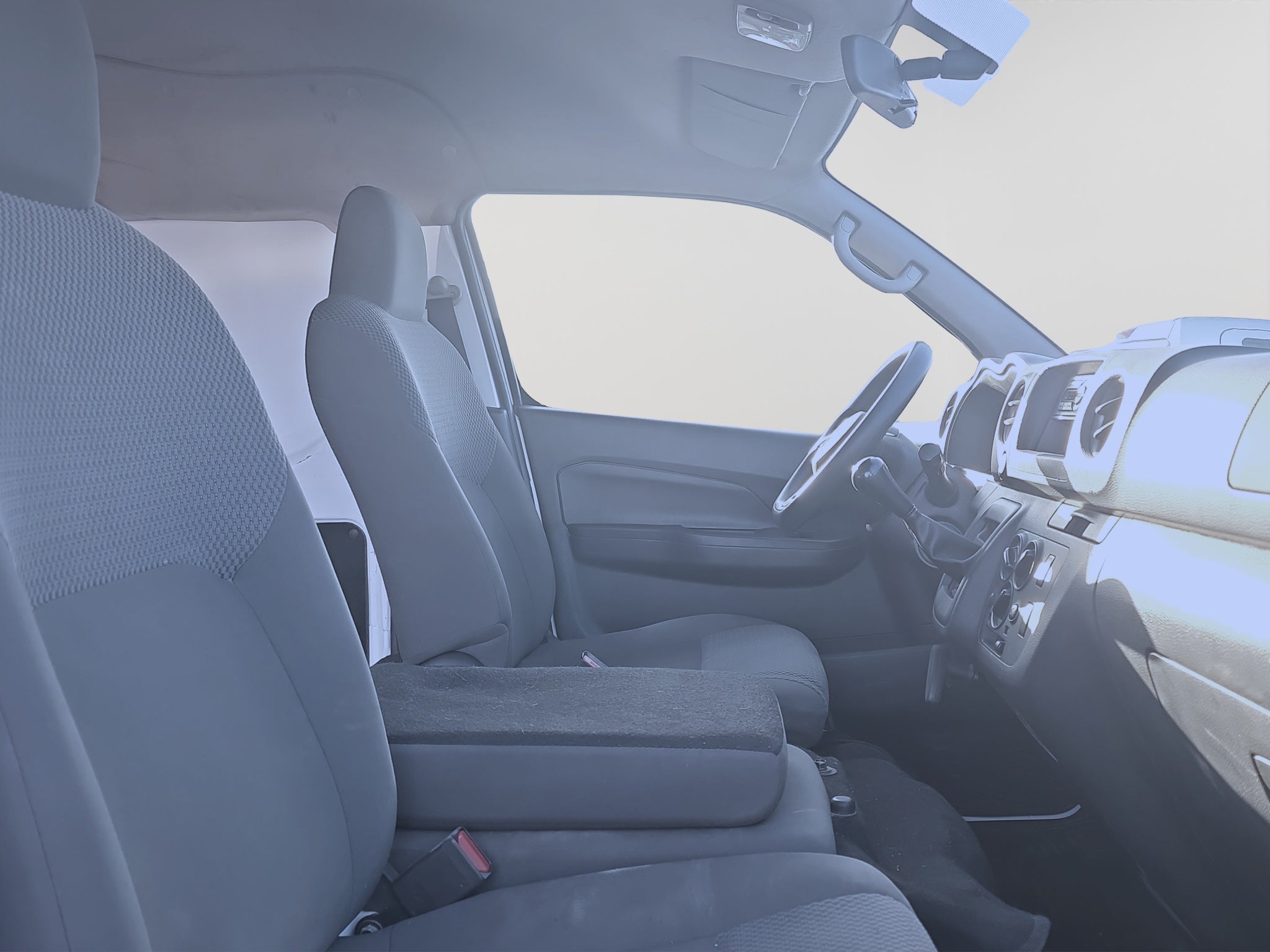 2024 Nissan URVAN 4P AMPLIA L42.5 MAN