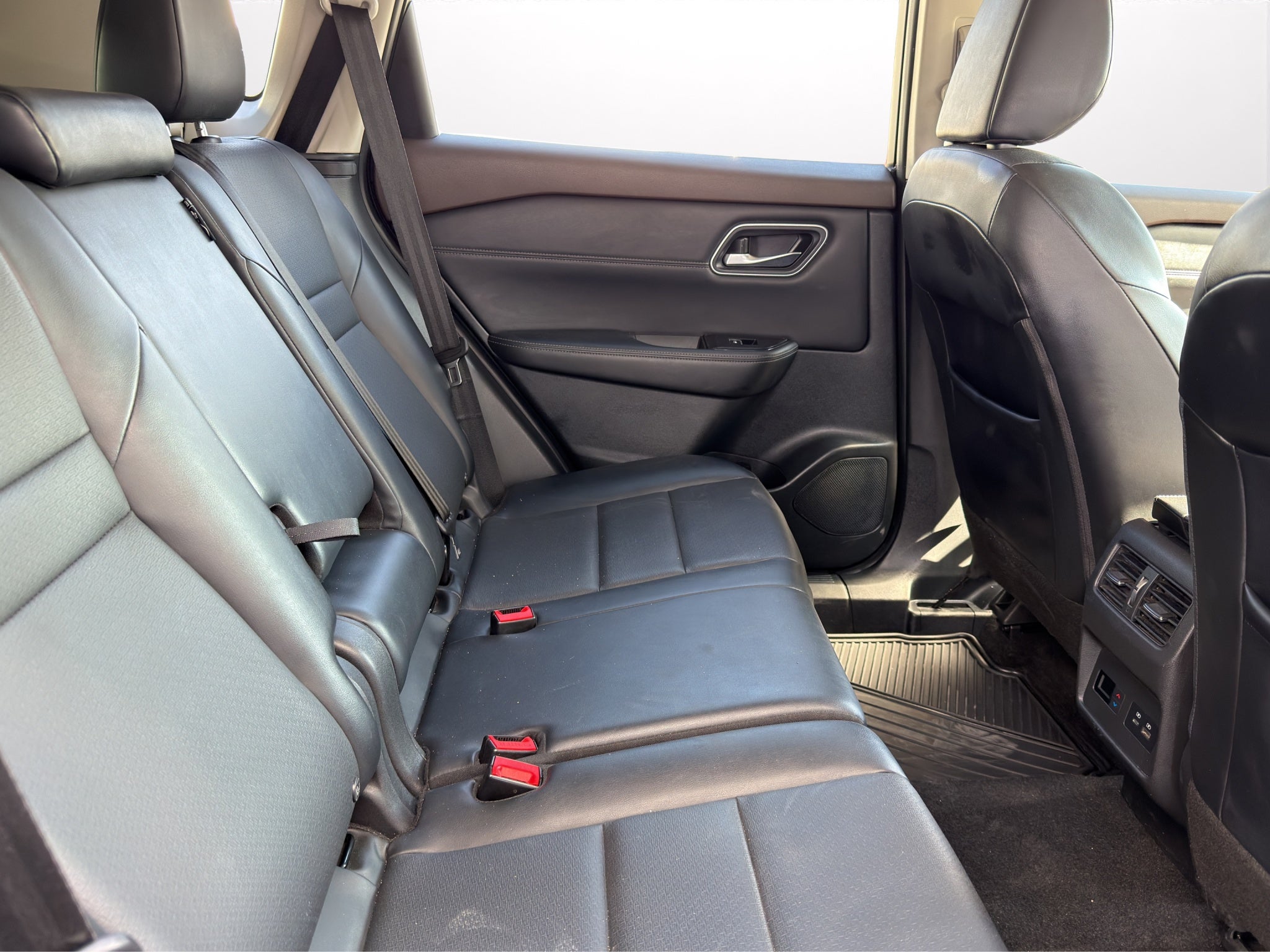 2023 Nissan X-TRAIL 5P PLATINUM E.POWER HEV L31.5 AUT