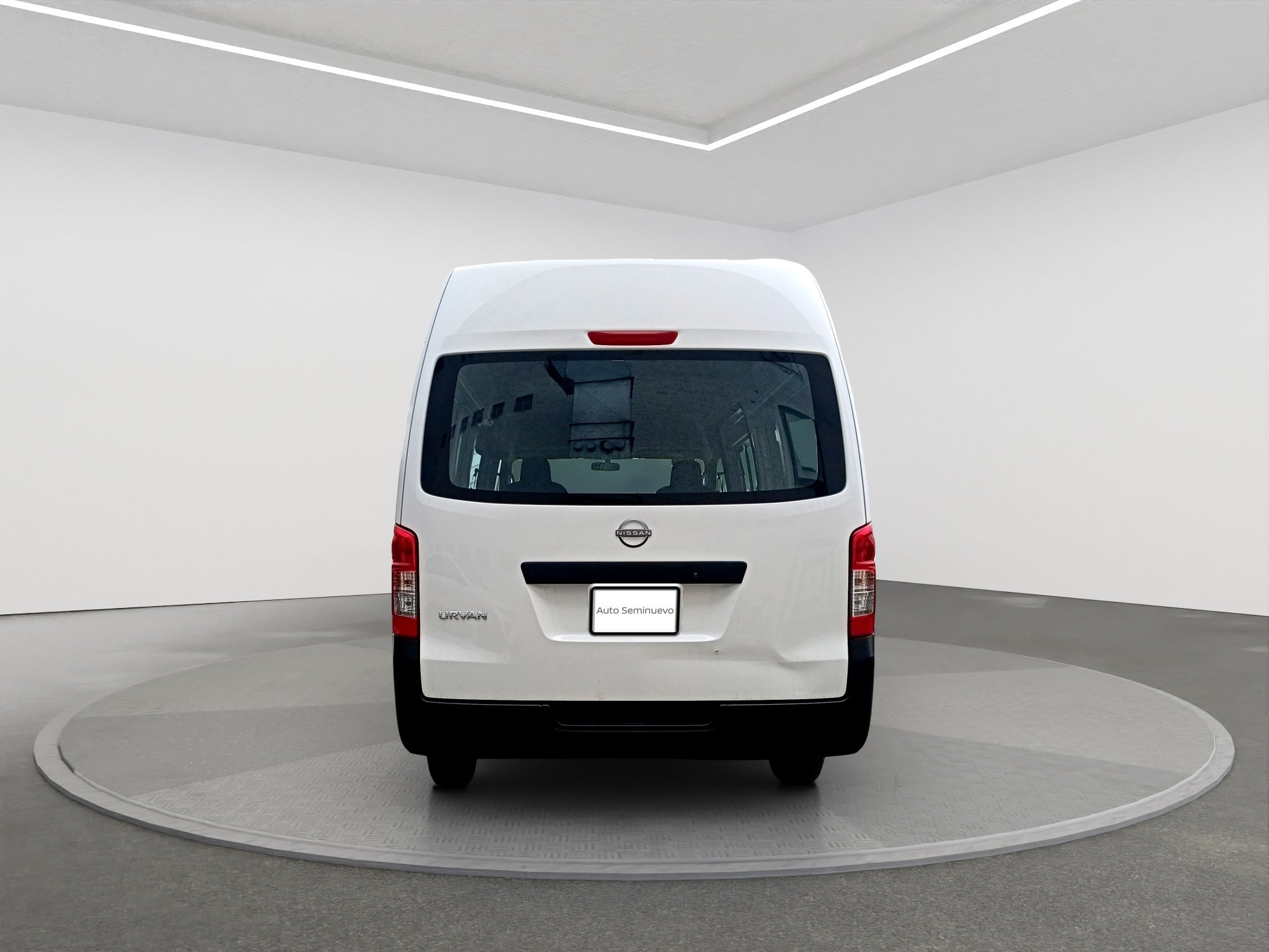 2025 Nissan URVAN 14 PAS