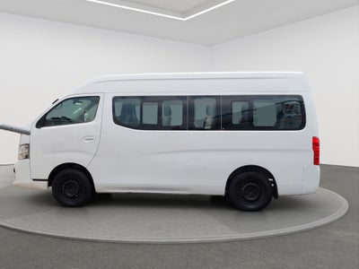 2021 Nissan URVAN 4 PTS AMPLIA TM5 AAC DESEM TRAS 15 PAS